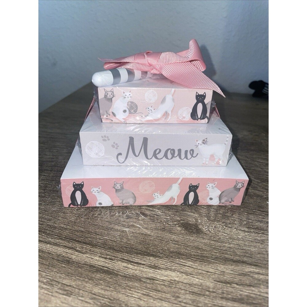 Lady Jayne Cat Lady Tower of Notes 3 Note Pads and Striped Pen Unopened